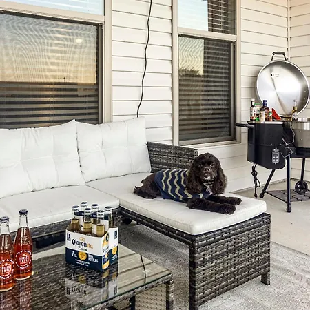 3 Kings Pet-Friendly Near Golf & Business Hub Villa